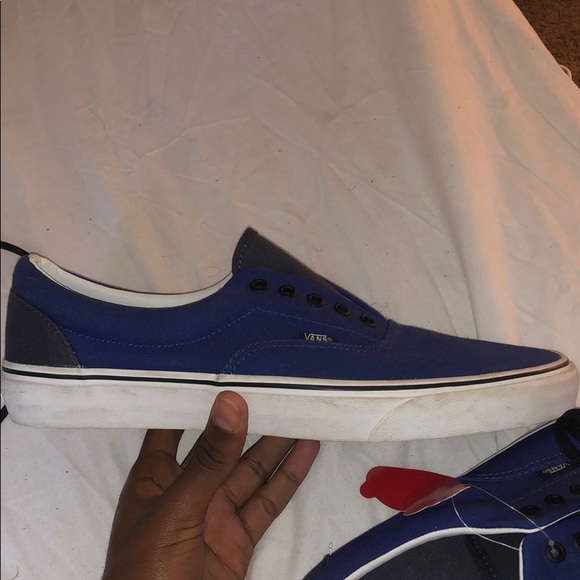 Vans - Picture 3 of 3